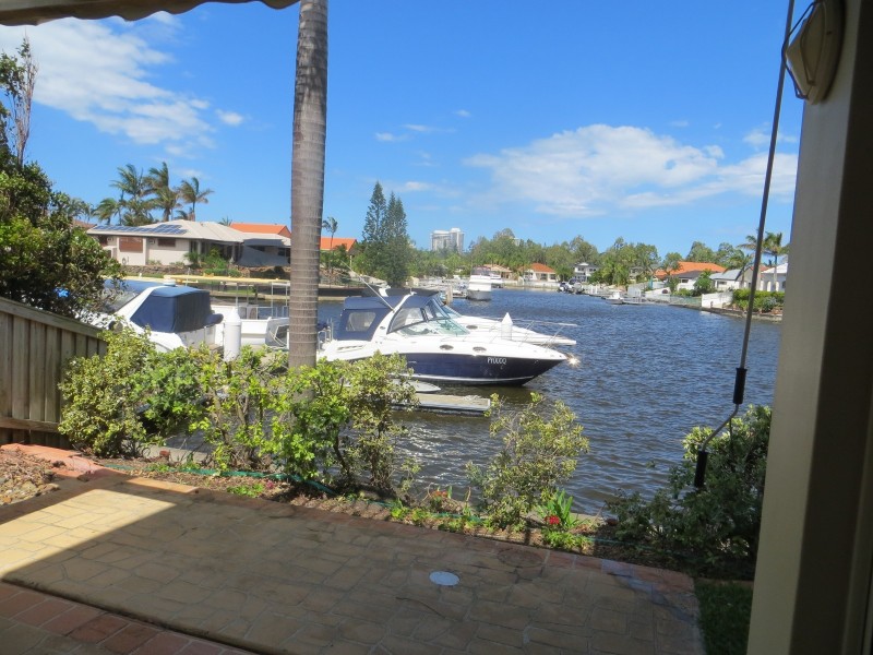 22/82 LIMETREE PARADE, Runaway Bay QLD 4216