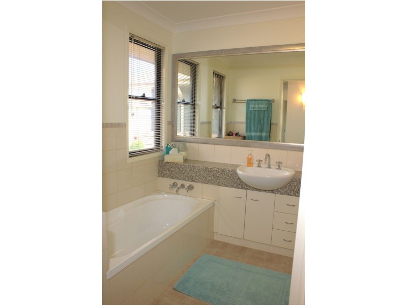14/1-7 PINE VALLEY DRIVE, Varsity Lakes QLD 4227