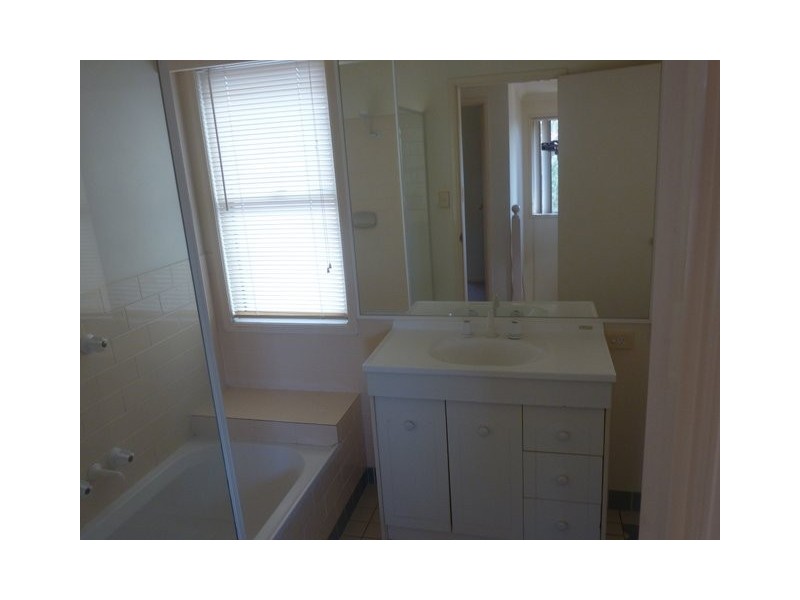 68/75 Brown Street, Labrador QLD 4215