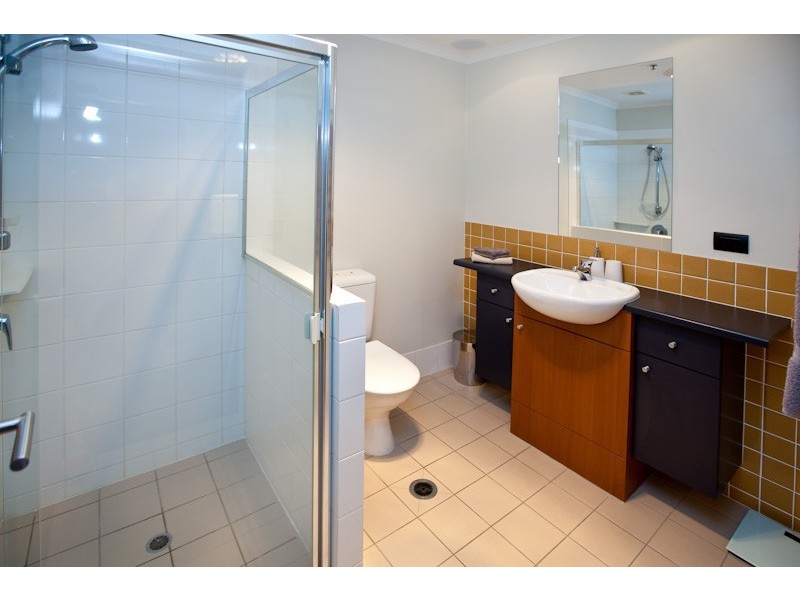 105/54 Vernon Tce, Teneriffe QLD 4005