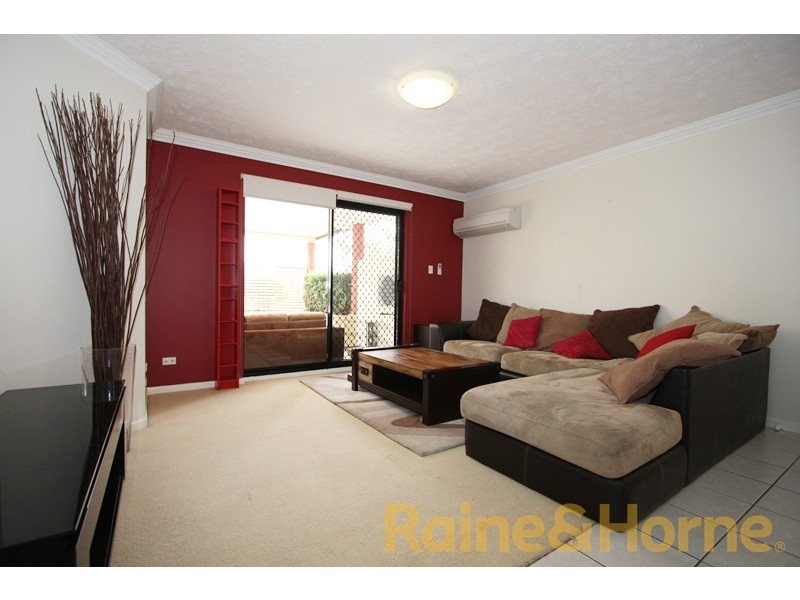 15 Dansie Street, Greenslopes QLD 4120