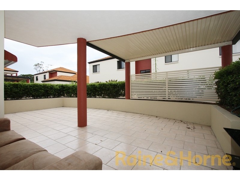 15 Dansie Street, Greenslopes QLD 4120