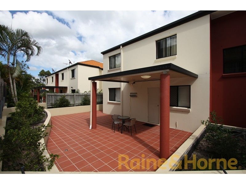 15 Dansie Street, Greenslopes QLD 4120