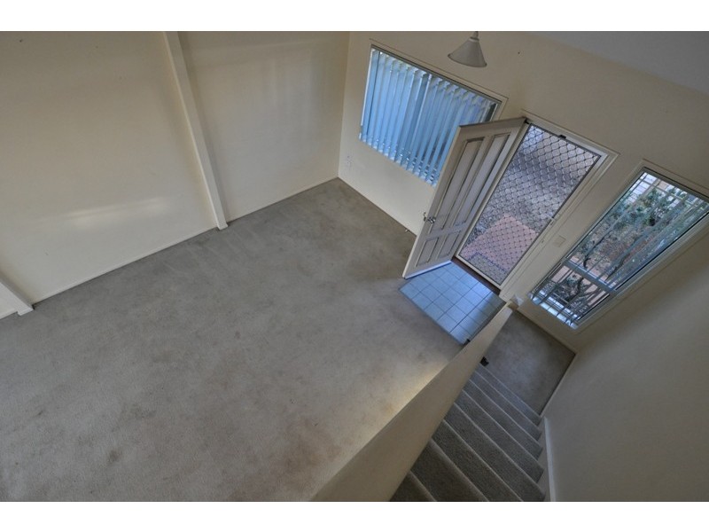 2/21 Stanton Road, Tingalpa QLD 4173