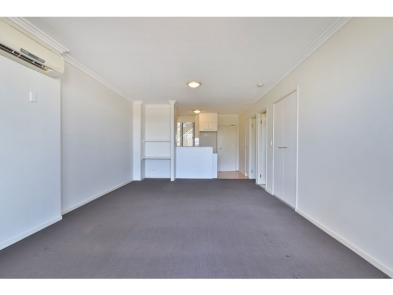 21, 217-223 Tufnell Road, Banyo QLD 4014