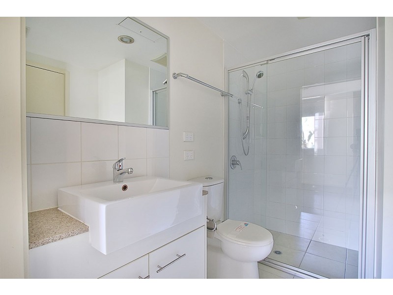 21, 217-223 Tufnell Road, Banyo QLD 4014