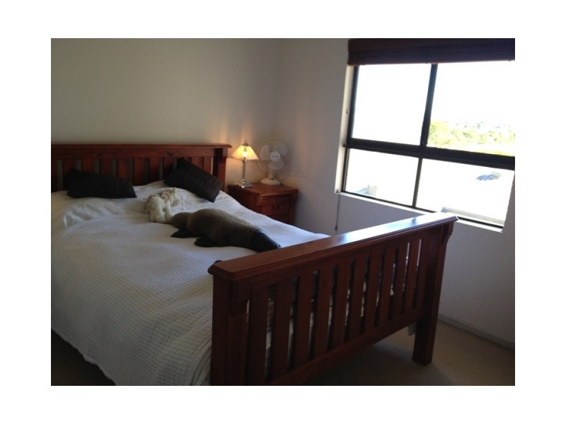 2/15 Kitchener Street, Coorparoo QLD 4151