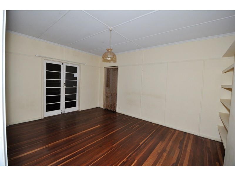 9 Ootana, Chapel Hill QLD 4069