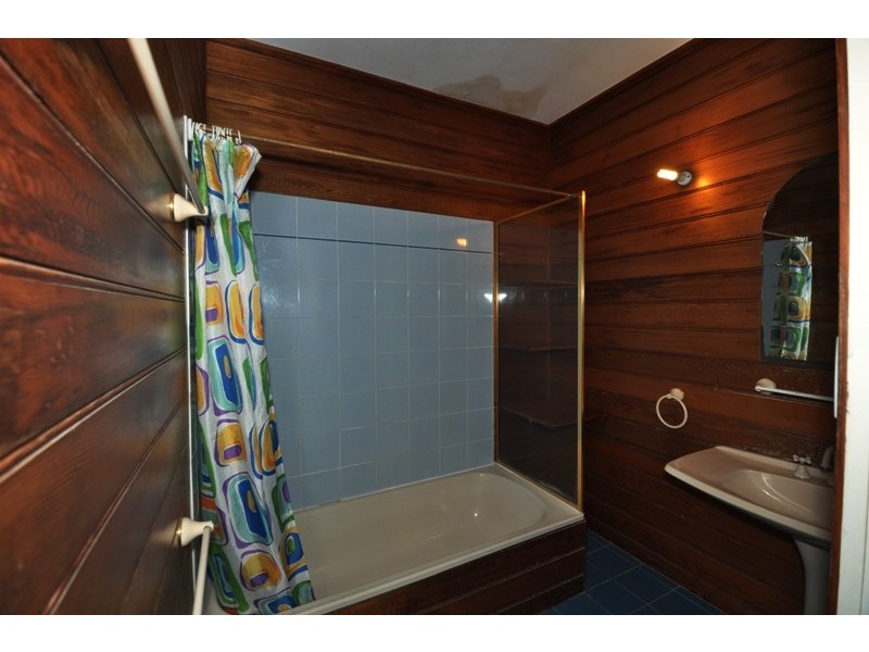 9 Ootana, Chapel Hill QLD 4069