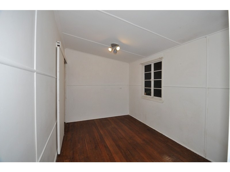 9 Ootana, Chapel Hill QLD 4069