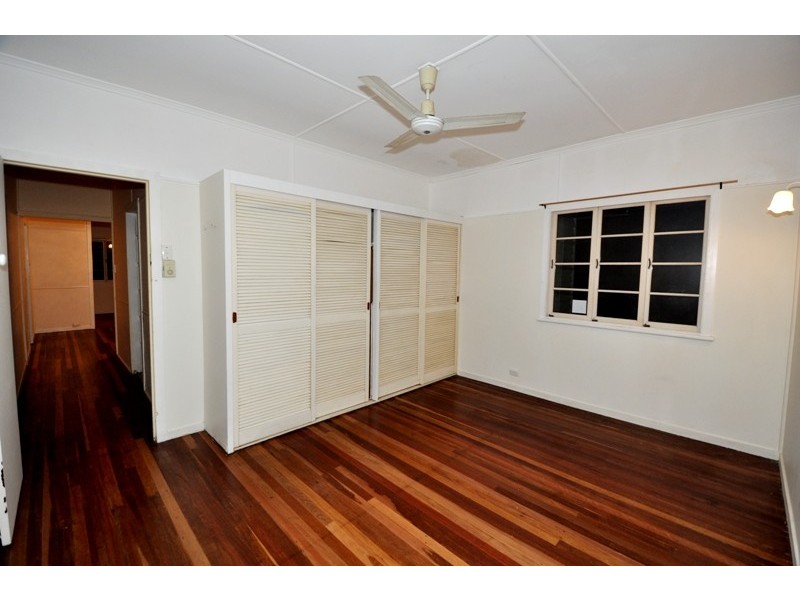 9 Ootana, Chapel Hill QLD 4069