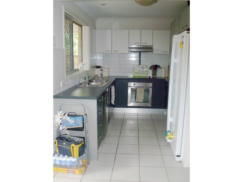 unit 4, 27 heathwood st, Taigum QLD 4018