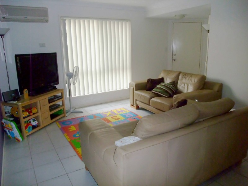 unit 4, 27 heathwood st, Taigum QLD 4018