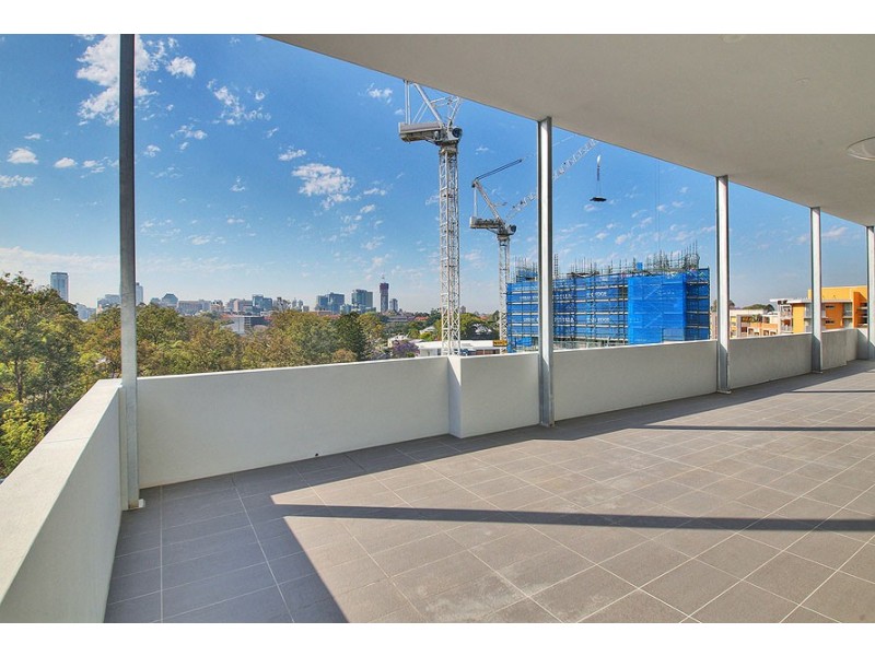 60 Blamey Street, Kelvin Grove QLD 4059