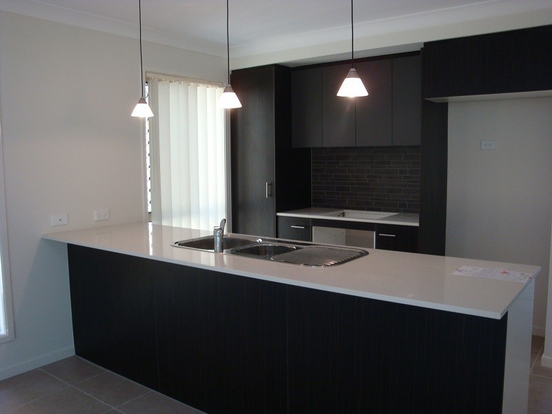 8 MacQuarie Way, Browns Plains QLD 4118