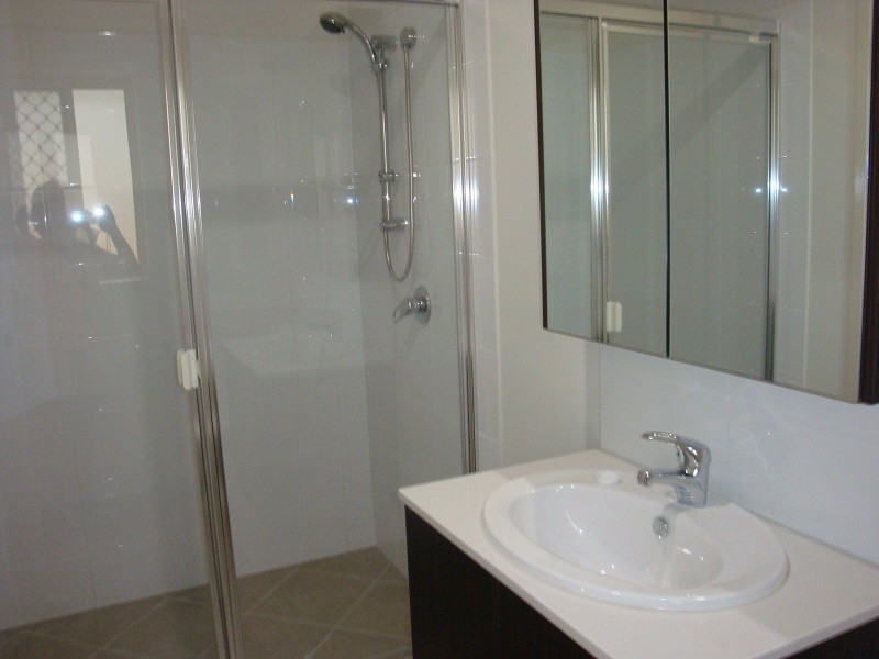 8 MacQuarie Way, Browns Plains QLD 4118