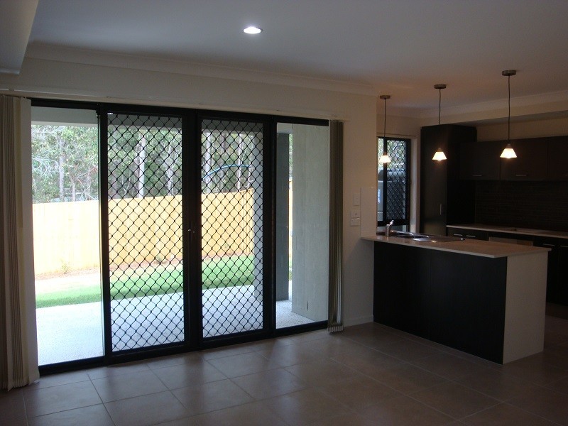 8 MacQuarie Way, Browns Plains QLD 4118
