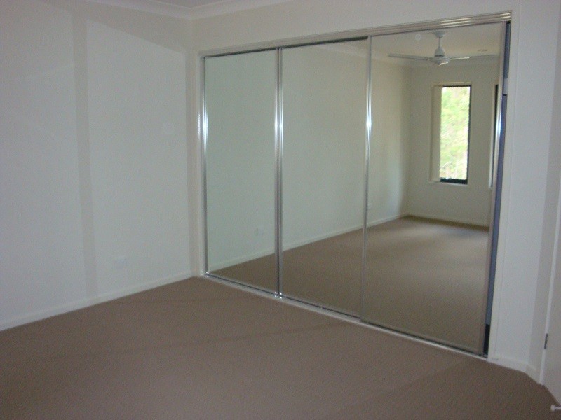8 MacQuarie Way, Browns Plains QLD 4118