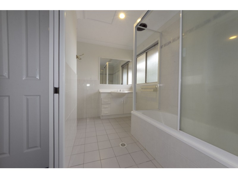 28/21 Leviathan dr, Mudgeeraba QLD 4213