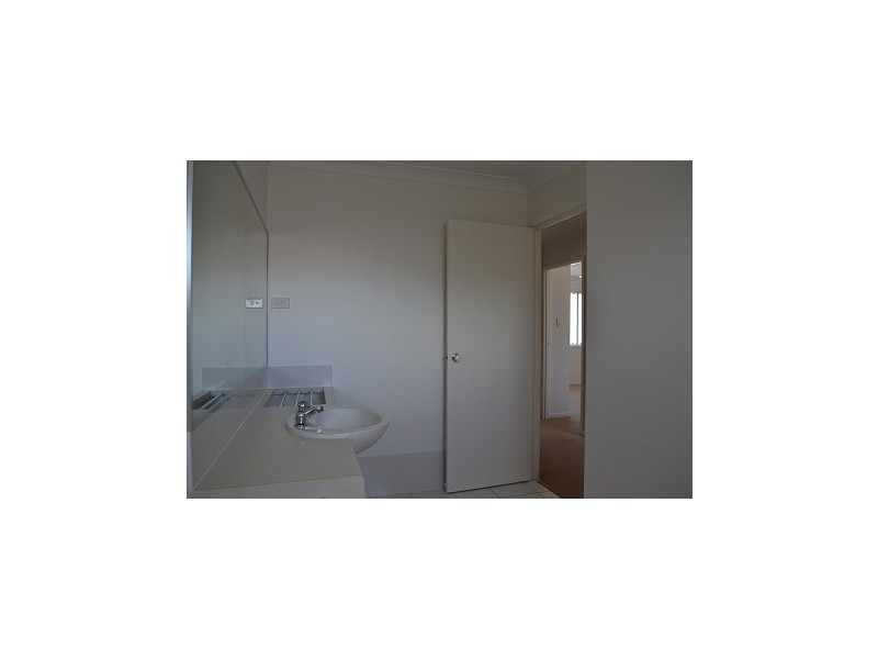 15 James Edward Street, Richlands QLD 4077