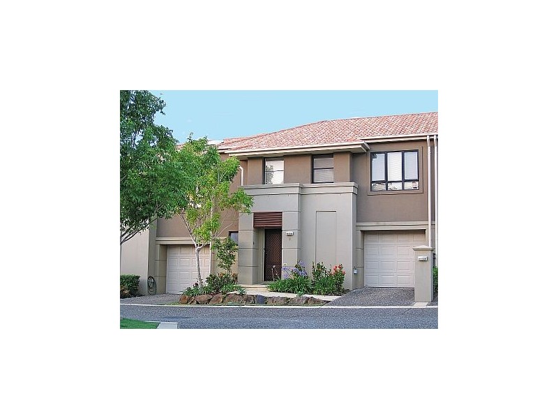 2/44-52 PINE VALLEY DRIVE, Varsity Lakes QLD 4227