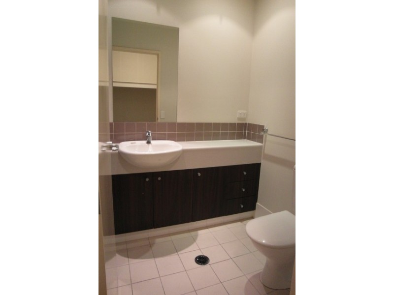 54 t Vernon Tce, Teneriffe QLD 4005