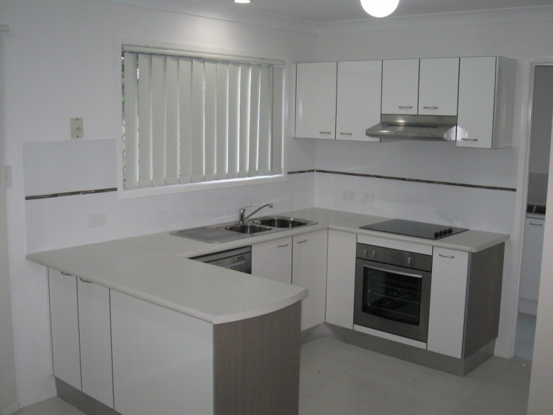 12/15 James Edward Street, Richlands QLD 4077