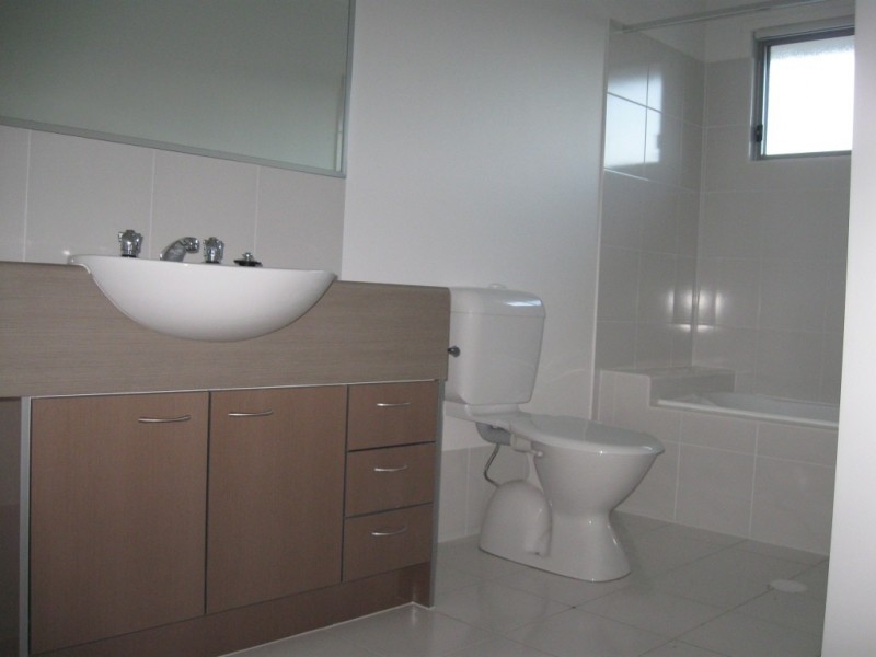 12/15 James Edward Street, Richlands QLD 4077