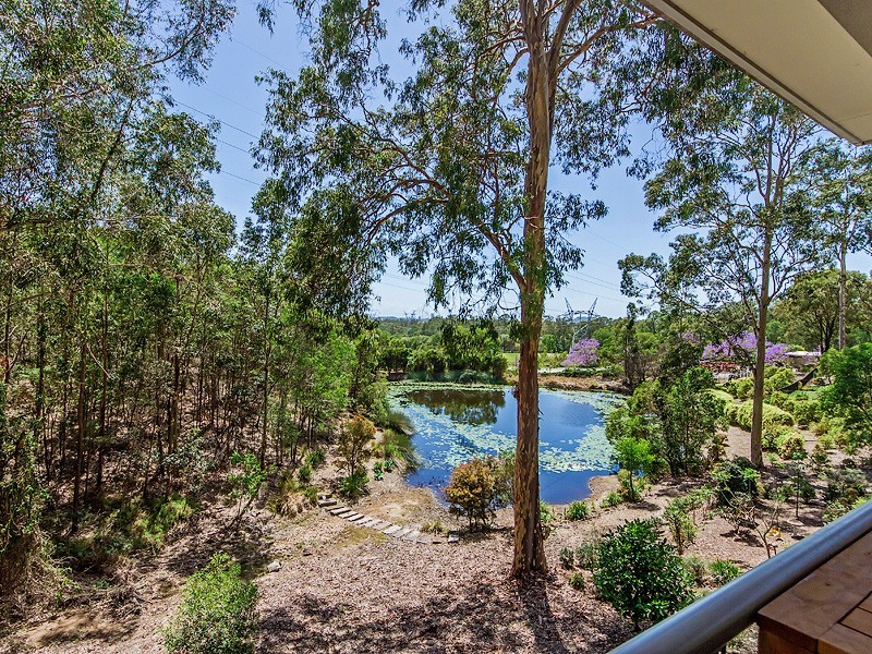 4/45 LANCASHIRE DRIVE, Mudgeeraba QLD 4213