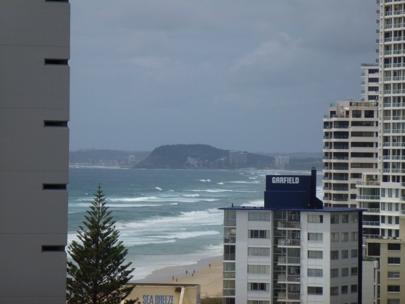 28 Northcliffe Terrace, Surfers Paradise QLD 4217