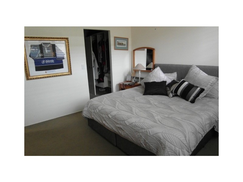 22 Florence Street, Teneriffe QLD 4005