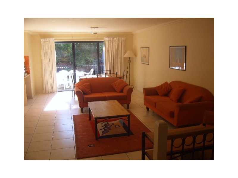 112/4 University Drive, Robina QLD 4226