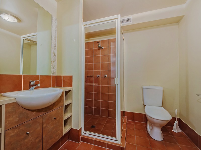 113/4 University Drive, Robina QLD 4226