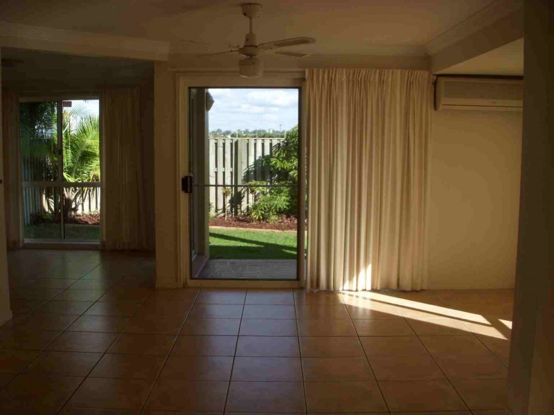 43/82 Limetree Parade, Runaway Bay QLD 4216