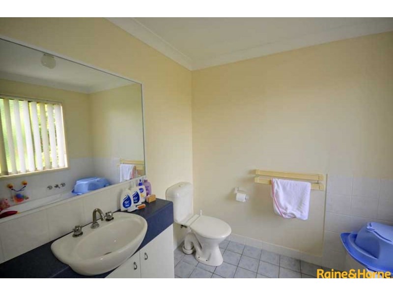 10 Chapman Place, Oxley QLD 4075