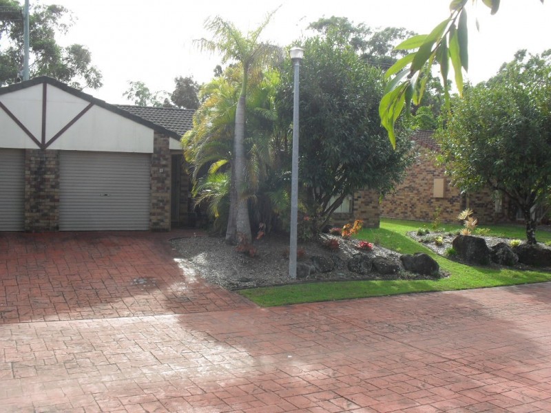 51 OLSEN AVENUE, Labrador QLD 4215