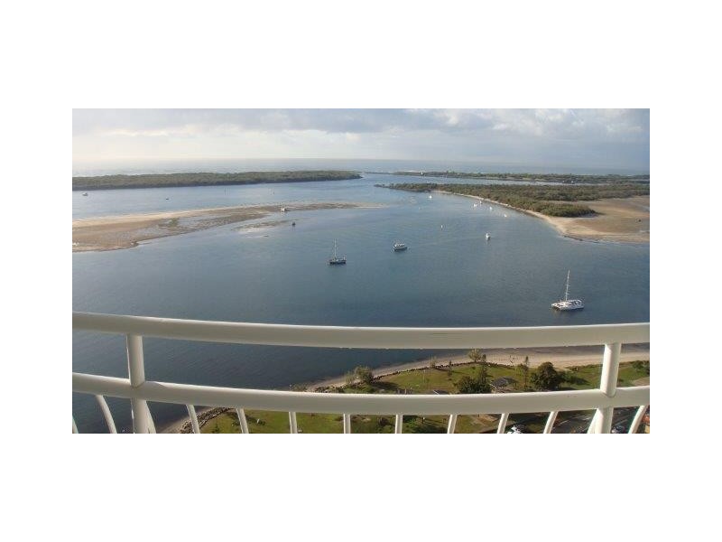 5 Bayview Street, Runaway Bay QLD 4216