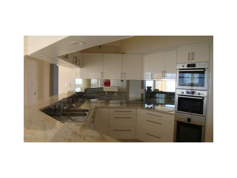 5 Bayview Street, Runaway Bay QLD 4216