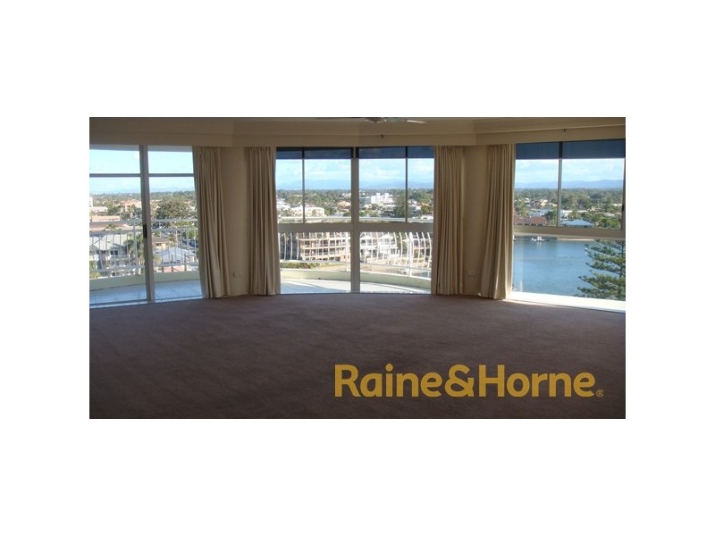 5 Bayview Street, Runaway Bay QLD 4216