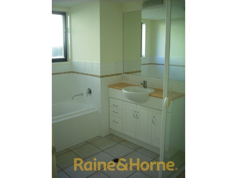 38-56 Caseys Road, Hope Island QLD 4212