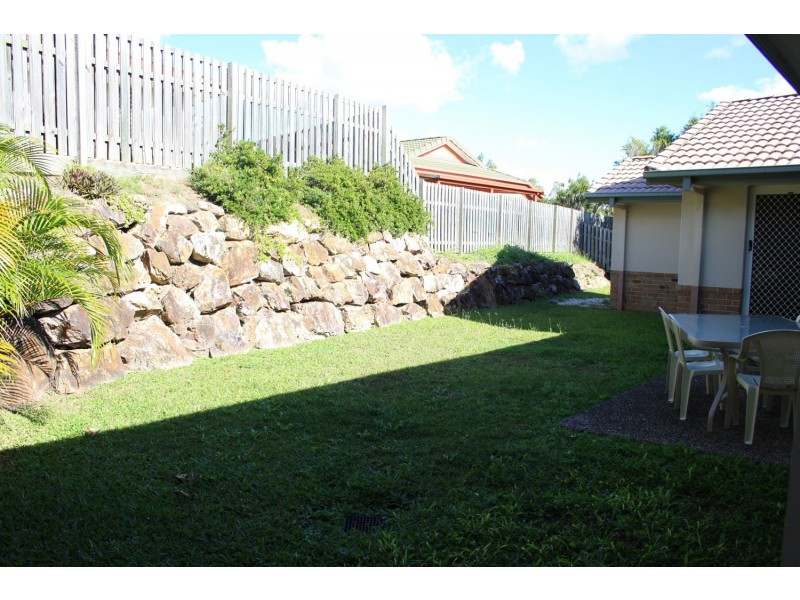 8 Swanton Drive, Mudgeeraba QLD 4213