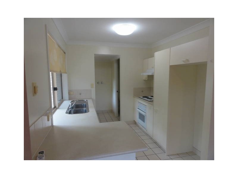 84 St Andrew Street, Kuraby QLD 4112