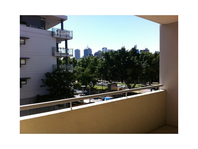 15 Tribune Street, South Brisbane QLD 4101