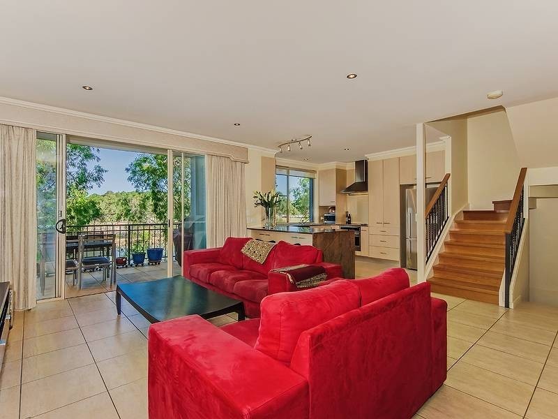 14/4 University Drive, Robina QLD 4226