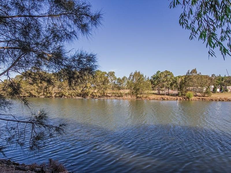 14/4 University Drive, Robina QLD 4226