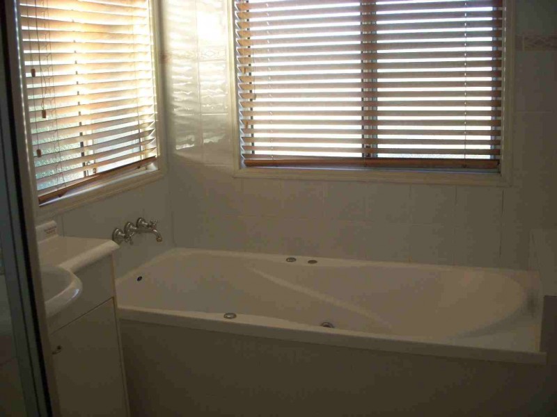 36/82-86 Limetree Parade, Runaway Bay QLD 4216