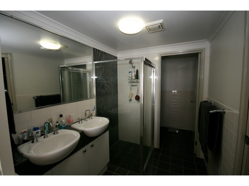 23/15 Kitchener Street, Coorparoo QLD 4151