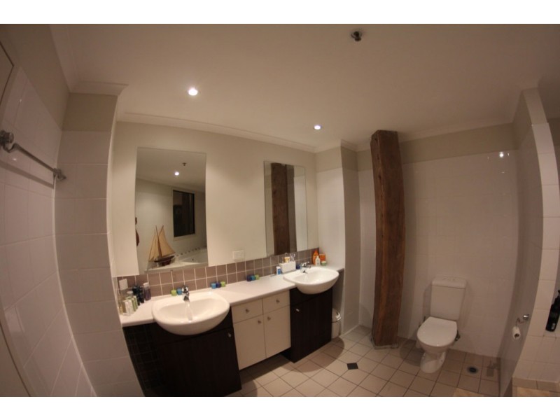 54 Vernon Tce, Teneriffe QLD 4005