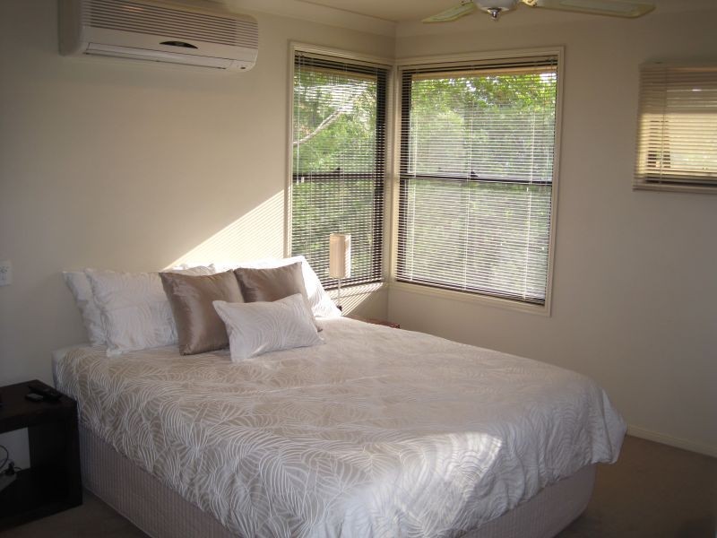 Varsity Lakes QLD 4227