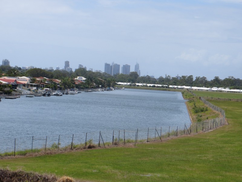 40/82 Limetree Parade, Runaway Bay QLD 4216